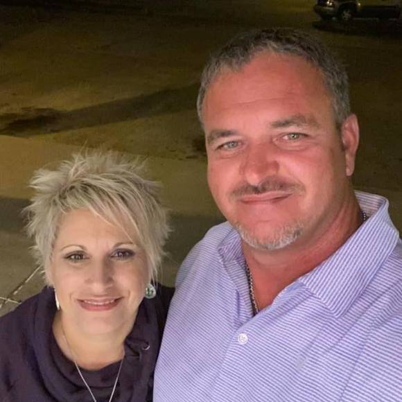 Meet your Posher, Leslie - Picture 1 of 1